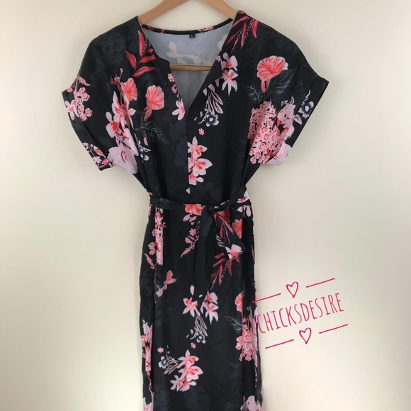 Boho Summer V-neck Midi Printed Dress - Picture 7 of 8